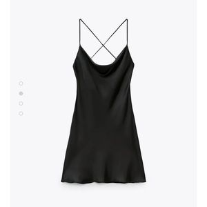 Short satin effect dress (blackless)